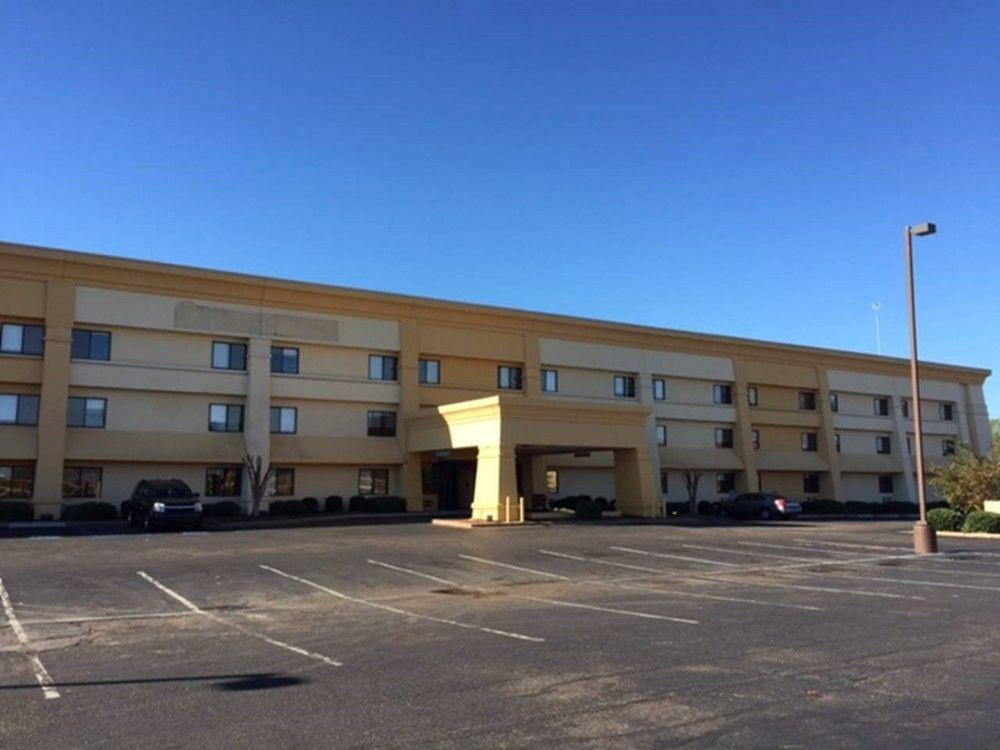 Best Western Montgomery I-85 North Exterior photo