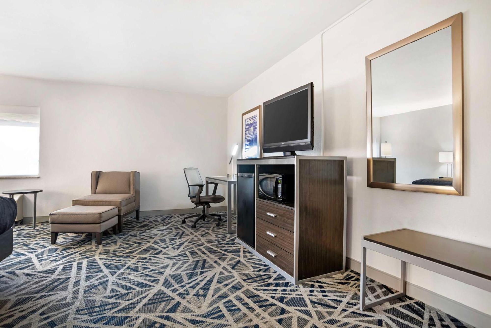 Best Western Montgomery I-85 North Exterior photo
